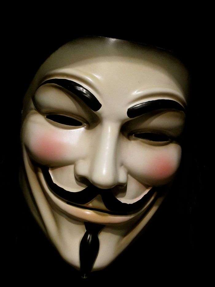 Original_Guy_Fawks_mask_from_V_for_Vendetta_(5400848923)